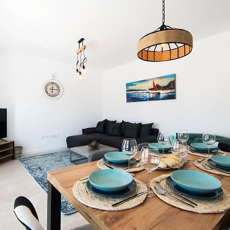 טורמולינוס Alamar The Best Luxury Apartment On The Beach מראה חיצוני תמונה